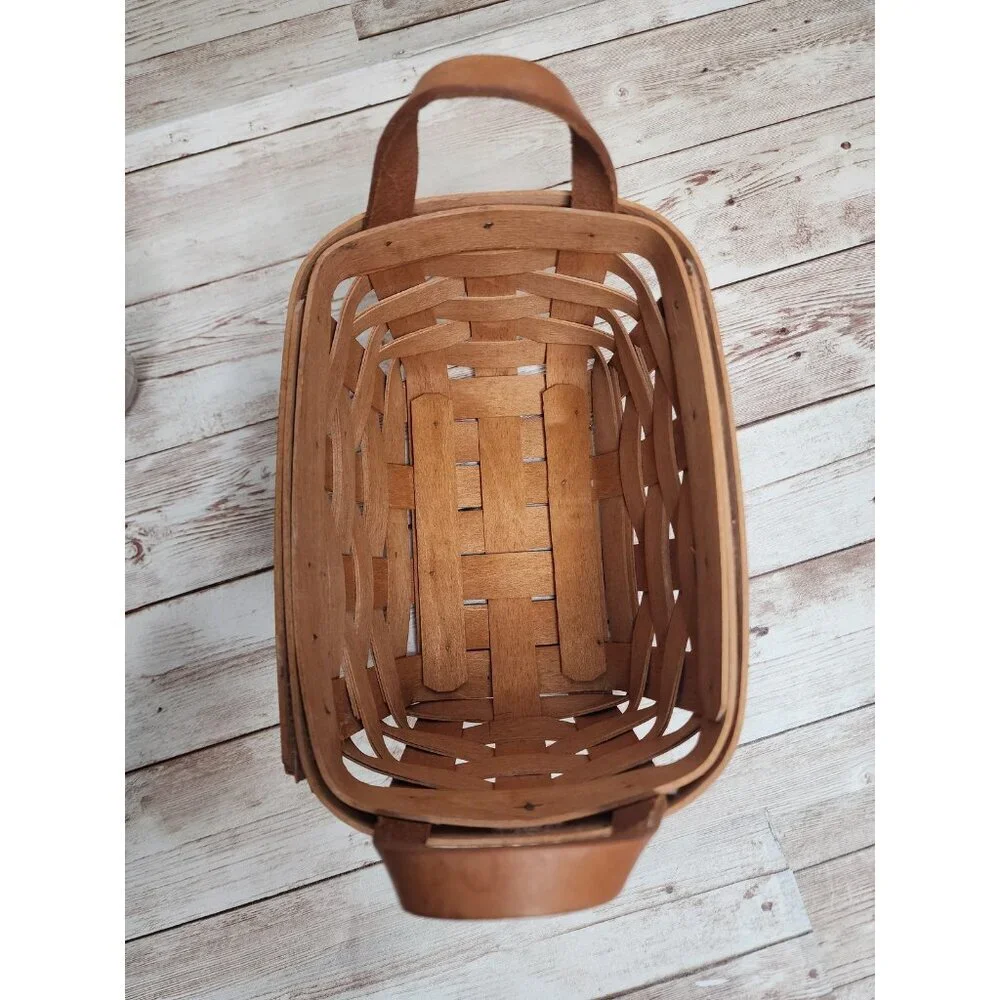 Longaberger Rectangular Tea Basket 10740 With Plastic Liner and Leather Handles‎
